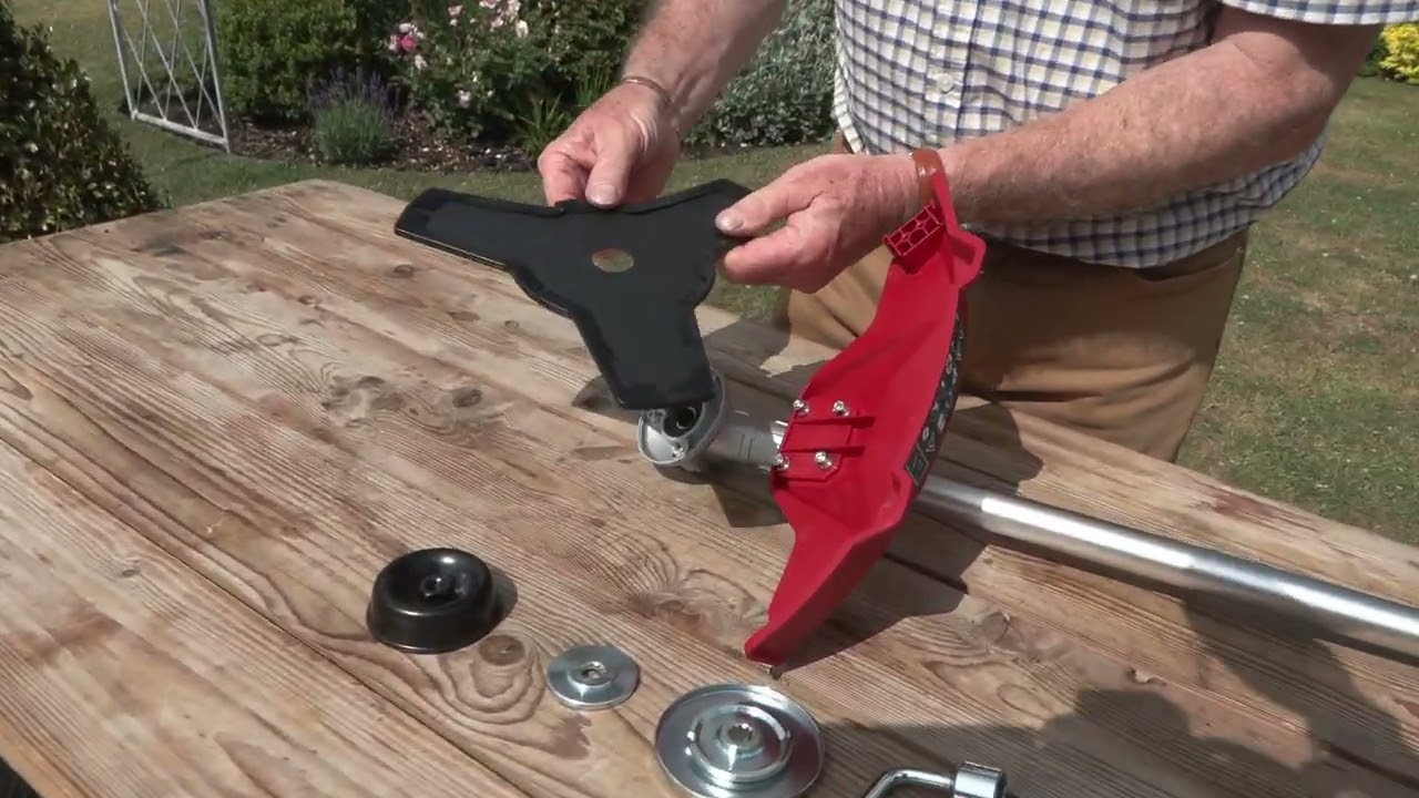 Unboxing Cobra MT40VXBC Brushcutter Attachment
