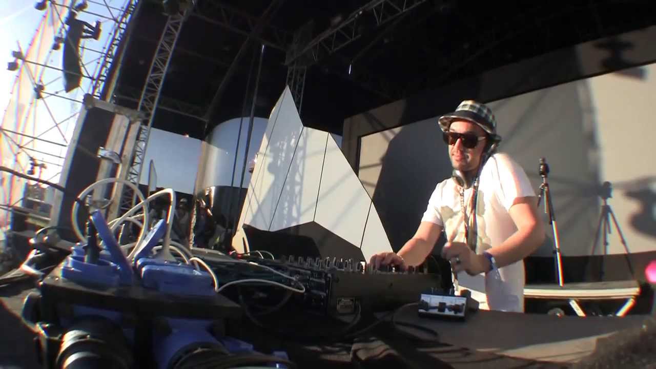 Frank Maurel - NEOPOP Festival 2013 - 1h Dj set