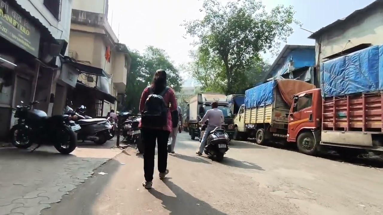 Day 2 | dailylifemumbai | Mumbai Local Train + Work Routine