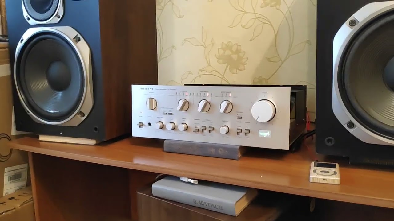 ONKYO D5R feat Technics V8