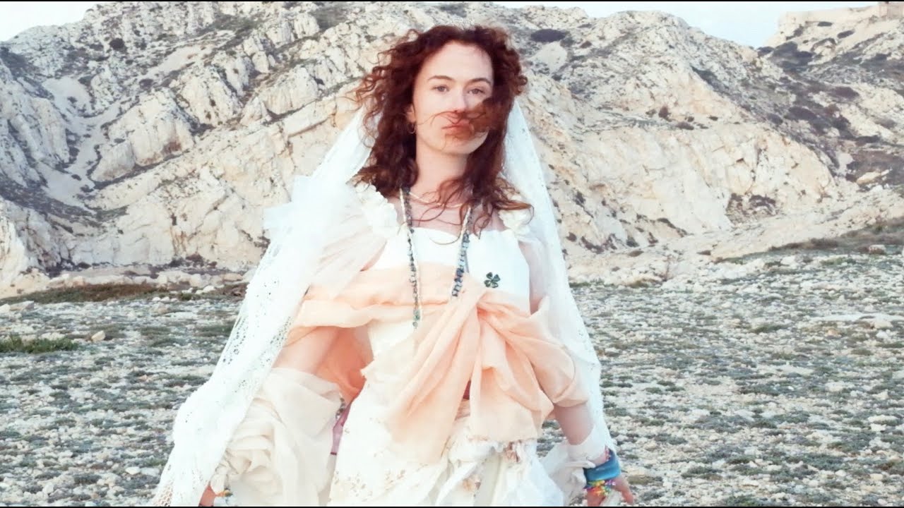 Lize - Reines (Lyric video)