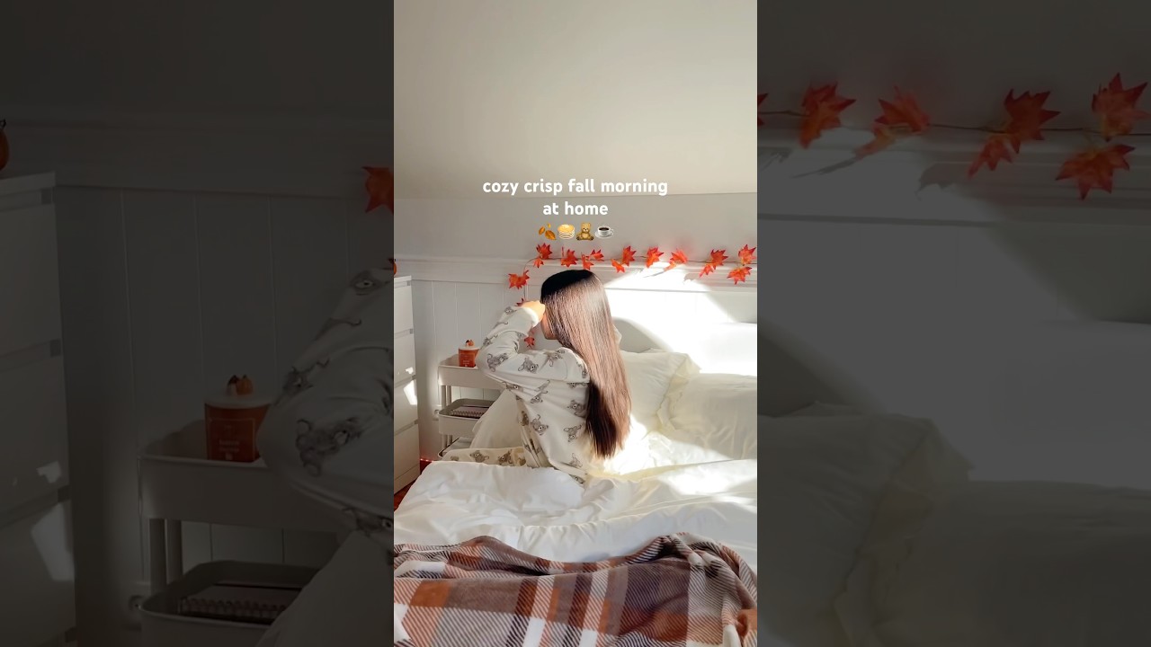 Cozy fall mornings at home🍂🥞 