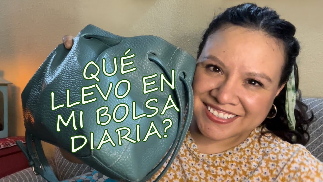 TAG QUÉ HAY EN MI BOLSA 👜 DEMASIADAS COSAS || Aproveché para depurar