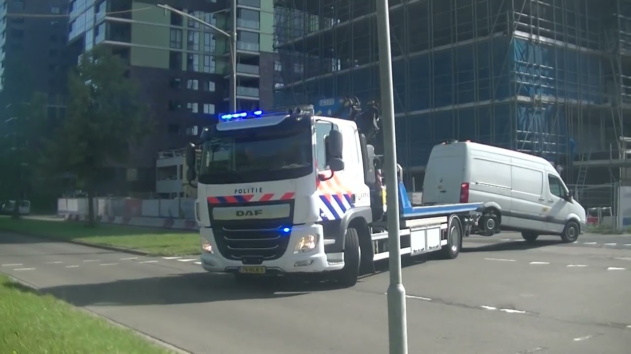 showtje van een politie takelwagen!!