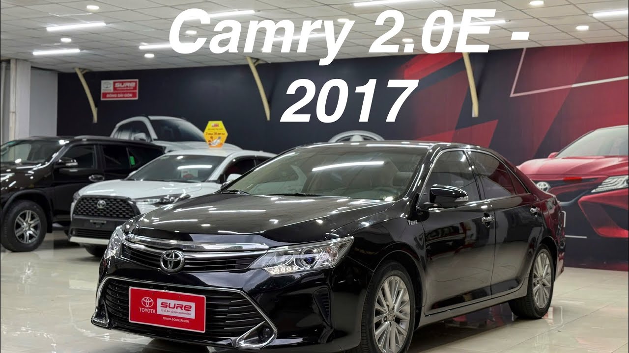Camry 2.0E 2017 - Sang trọng - Giá chỉ 5xx