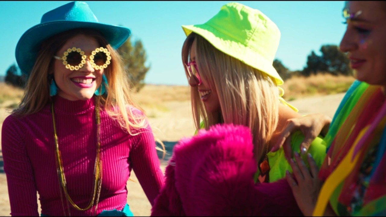 Mr. President - Coco Jamboo (Smile Remix)