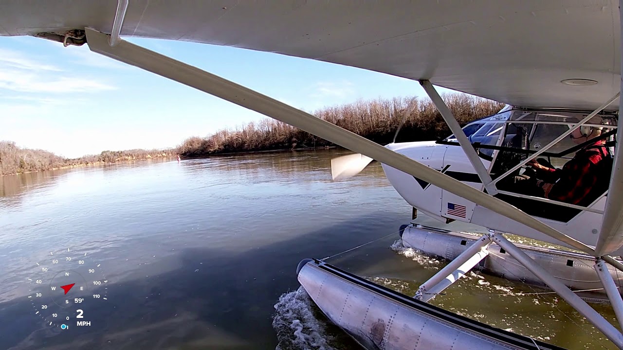 Kitfox Floats Landing Downtown Knoxville