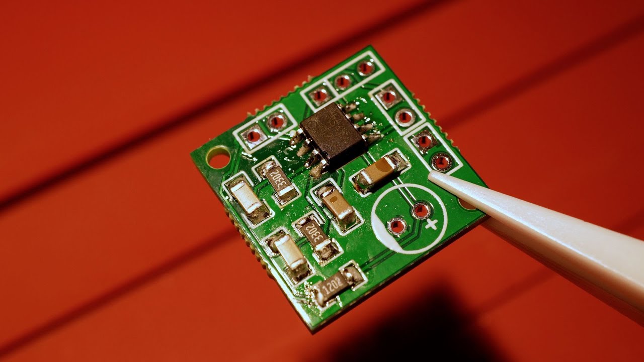 I made a TINY amplifier! (NS4150 chip amp and SMD soldering)