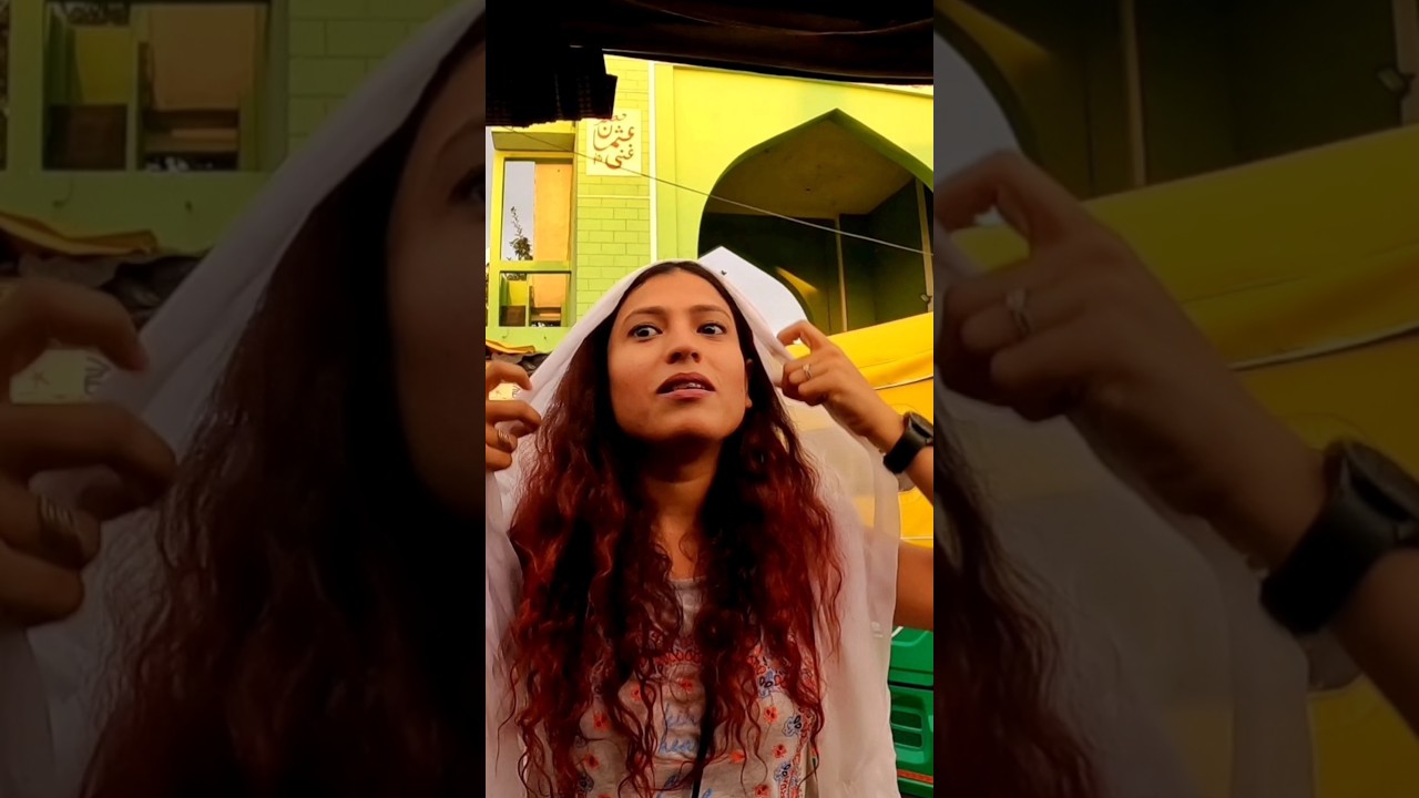 500 years old Nahar Shah Wali Dargah | #ytshorts #indorecity #realindia #solotraveler #indiasculture