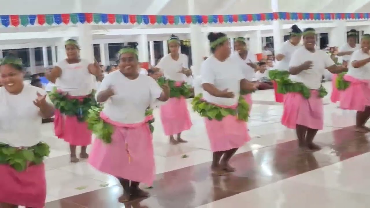 Ianganiko bwa am bwai Nee'Nao * Mokiana* Danc..Santo Betero Beteriin