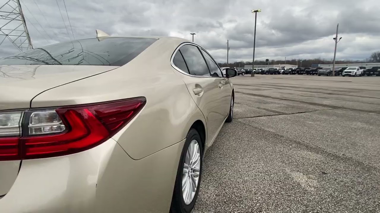 2016 Lexus ES350 walkaround 