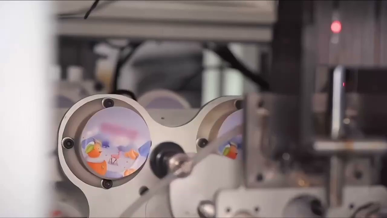 In mold Labeling Machine