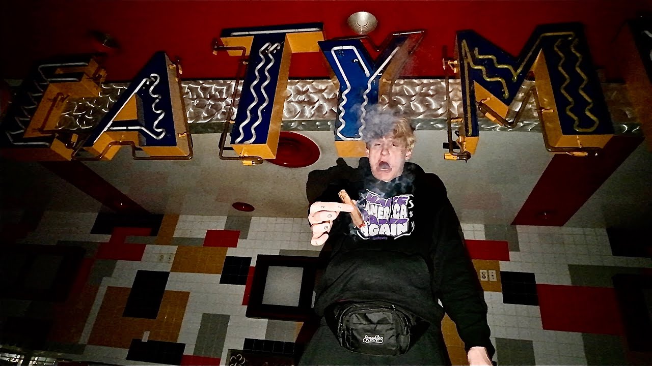 ABANDONED MOVIE THEATER HOTBOX SMOKE SESH!!