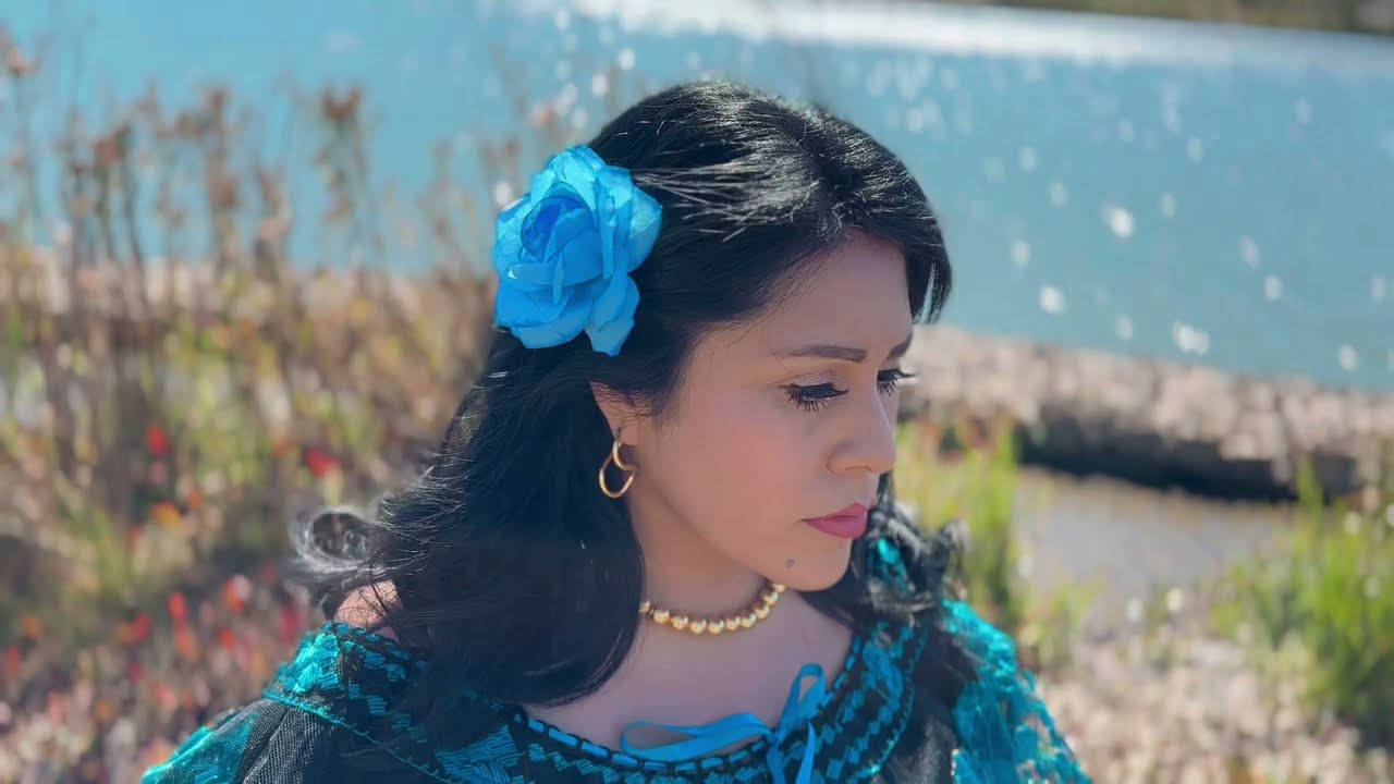 Yessuri Torres - Hay Momentos - Video Oficial