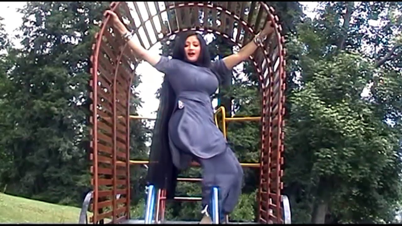 Salma Shah Hip Hop Dance During The Making Song