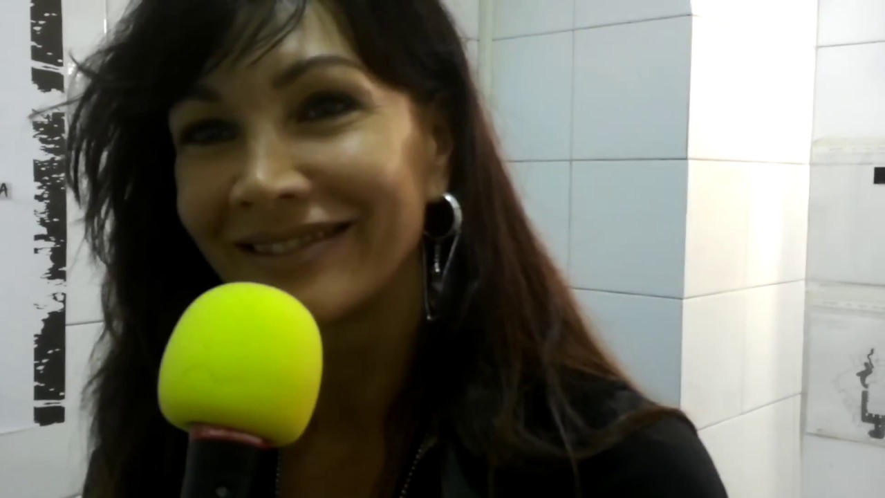 Luisa Corna intervista a BUON COMPLEANNO MIMÌ 2017