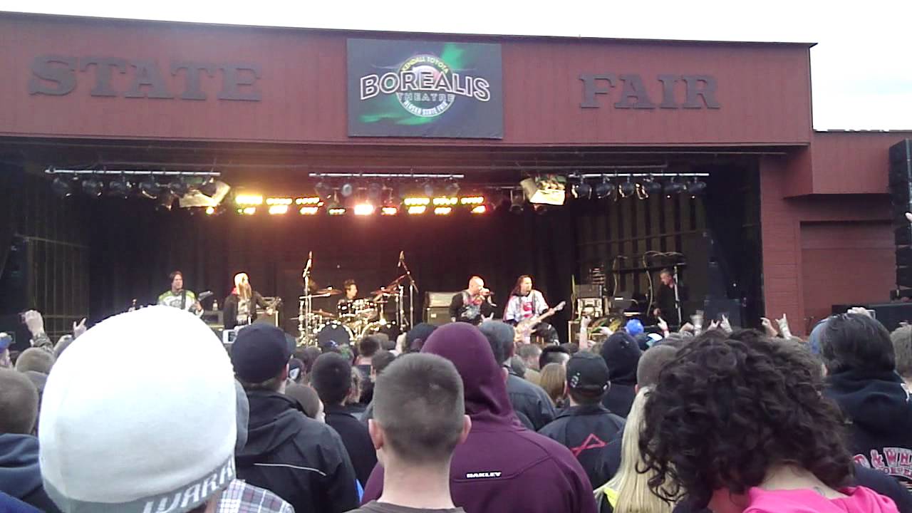 Five Finger Death Punch - the way of the fist(Alaska State Fair 2012)