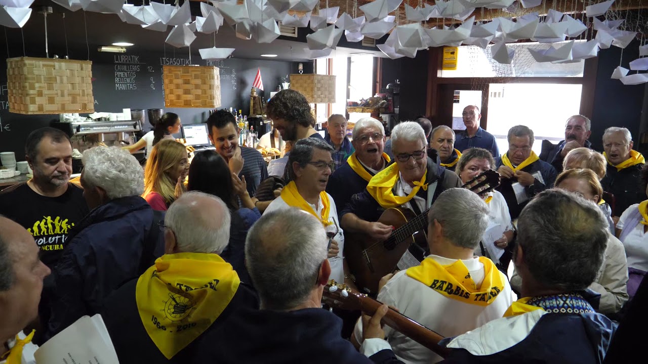 Barbis Taldea: Cantando en Zierbena