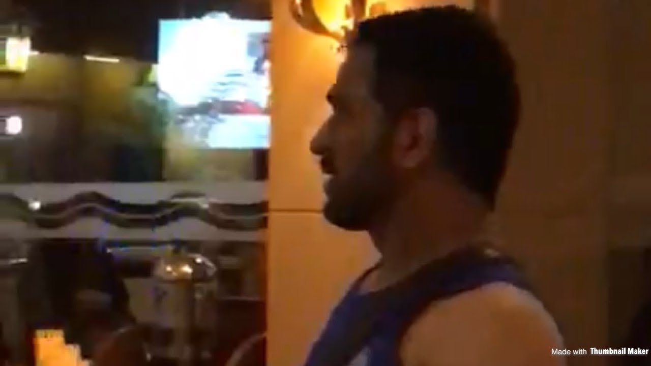 MS DHONI ENTRY IN HOTEL UNSEEN VIRAL VIDEO