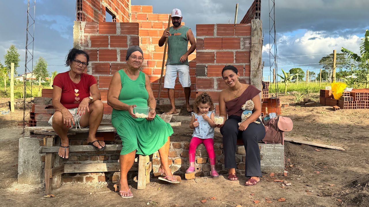 COMEÇAMOS DO ZERO! Primeiro dia de aterro no nosso sítio 🏡🌱