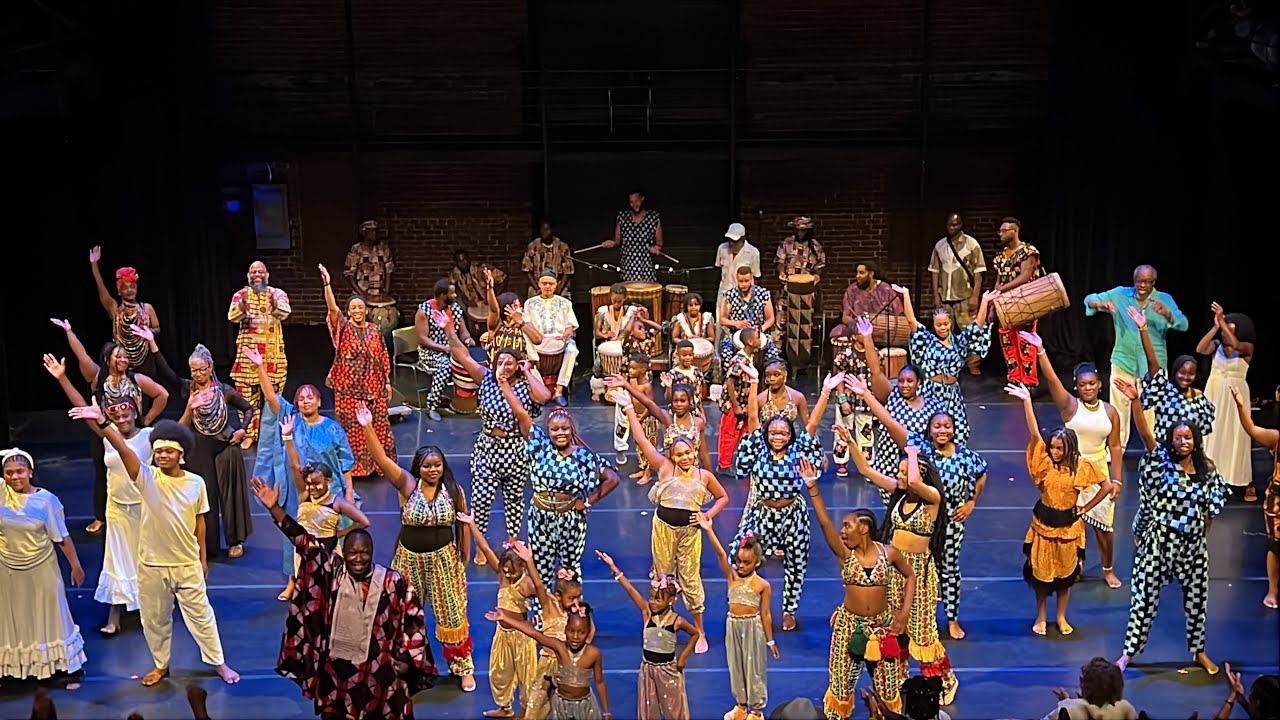 Sunday show Dance Africa