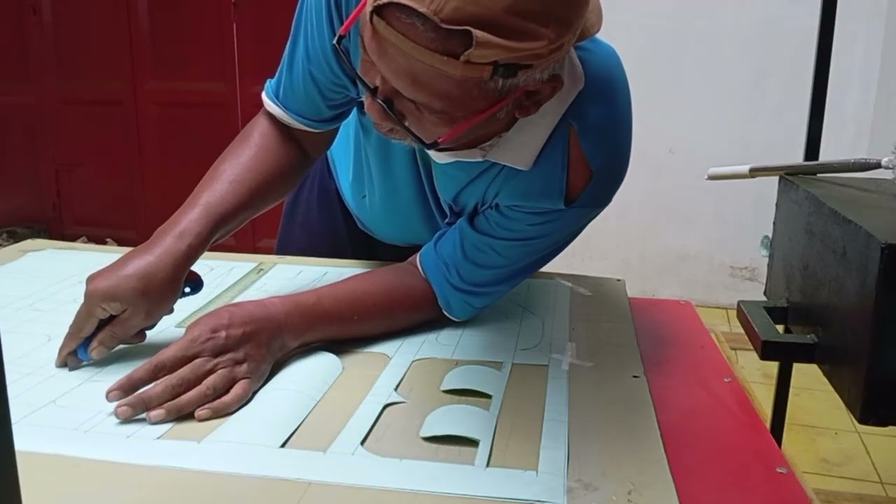 Cutting huruf
