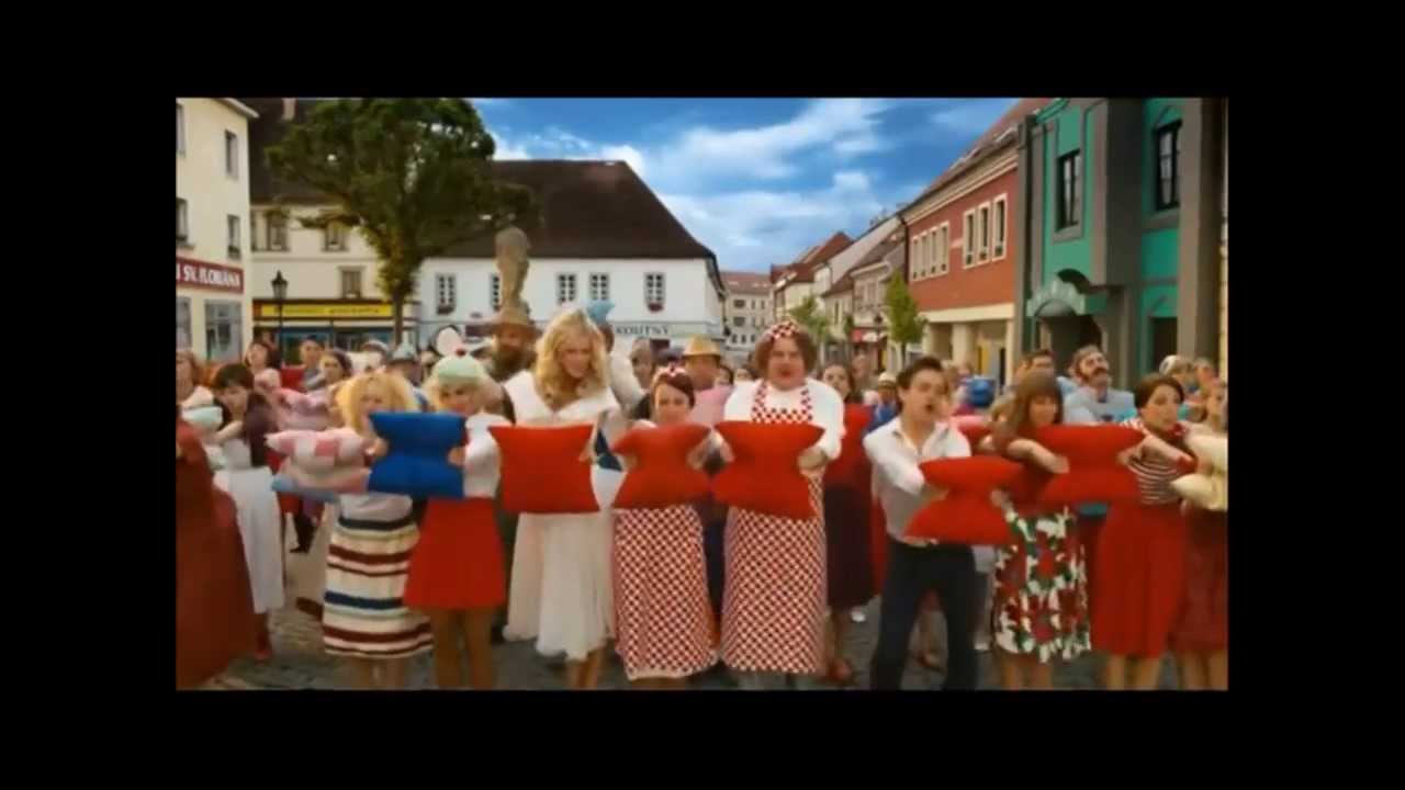 V Peřině (2011) - písničky