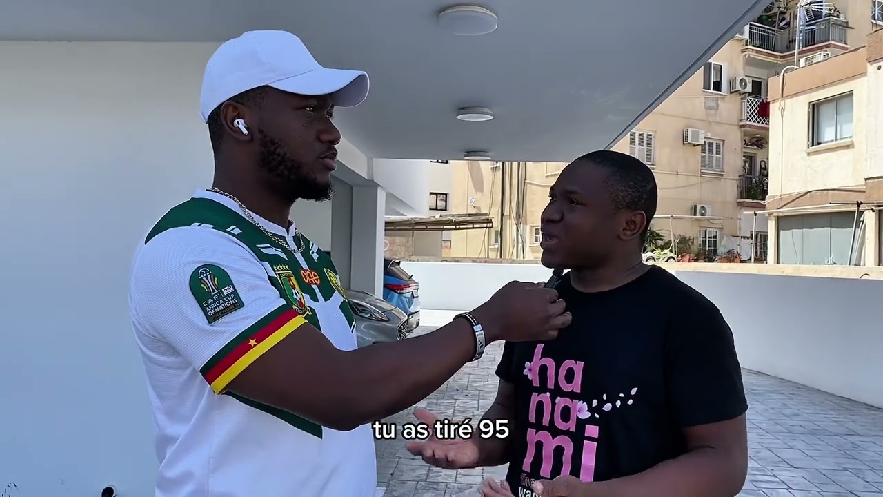 AS-TU COMBIEN SUR TON COMPTE BANCAIRE?