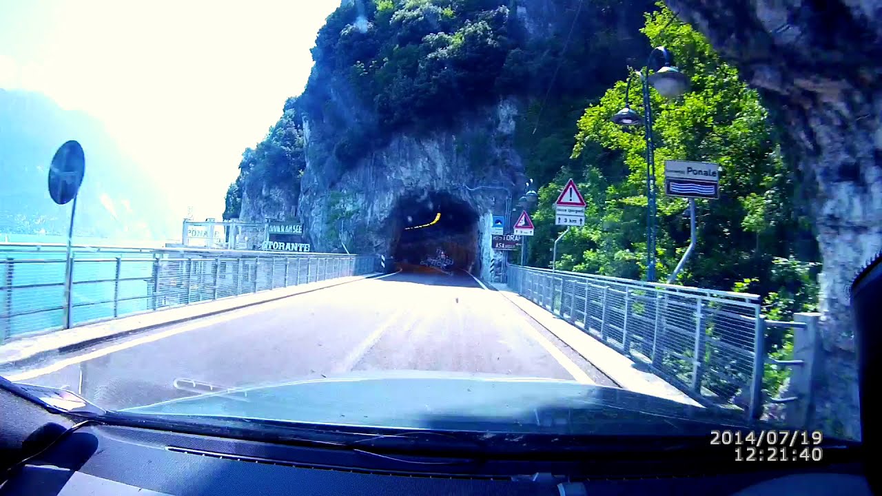 Ambient Dashcam Visuals to relax to around Lake Garda in Italy