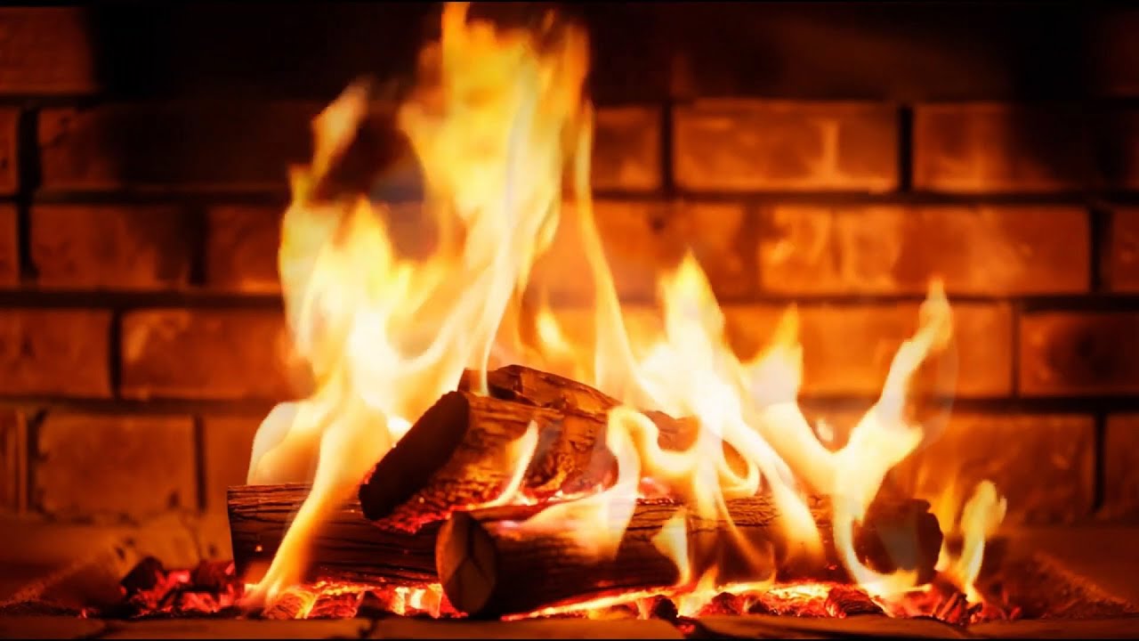 🔥 Warm Fireplace Ambience with Flickering Flames and Gentle Crackling Sounds.