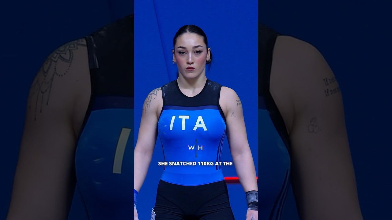 Giula’s Snatch Depth Gives A Huge Advantage #weightlifting
