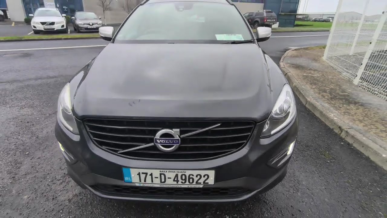 VOLVO XC60 D4 (190hp) FWD R-DESIGN SE GEARTRONIC, AT MONRO MOTORS
