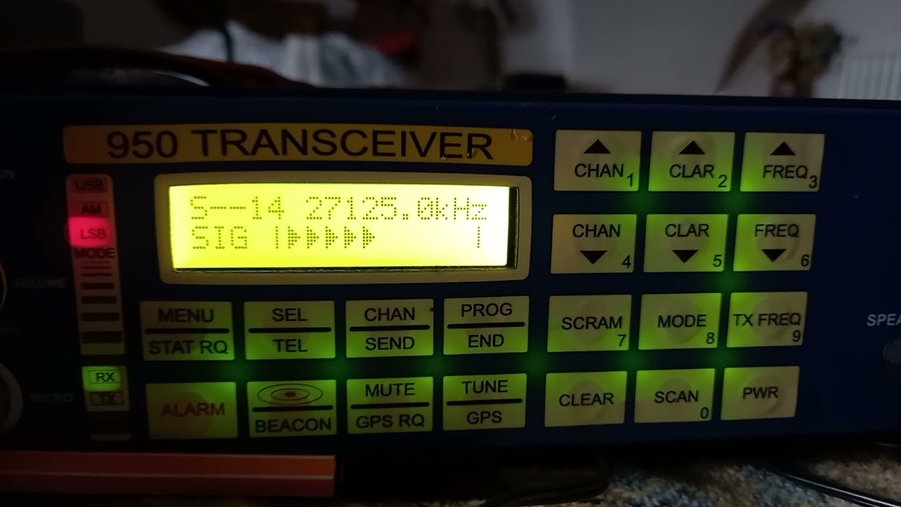 Strana emissione radio a 27.125 Mhz Provincia di Trento