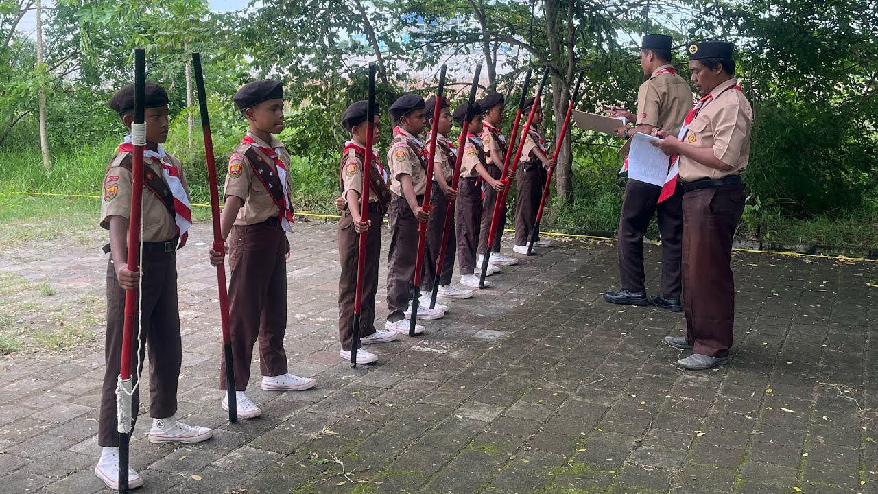 PBB tongkat dengan  aturan terbaru  JUARA 1 AKSOMI 2024 Mi ianatulmubtadiin