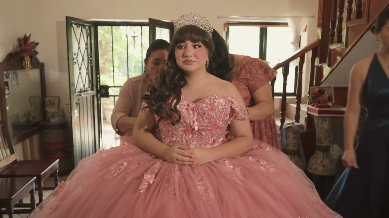 ✨ Maquillaje y Detalles del Vestido de Carolina | XV Años en Las Ánimas, Nochistlán
