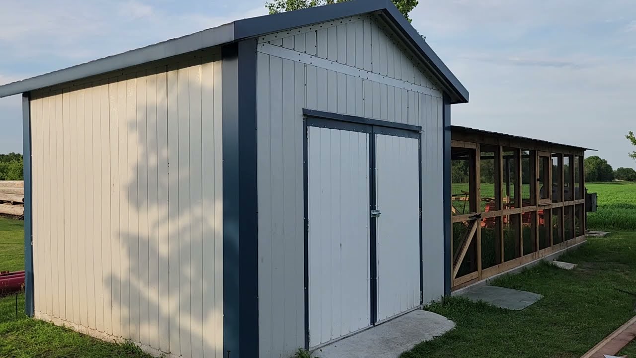 Insulated Steel Chicken Coop With Covered Run