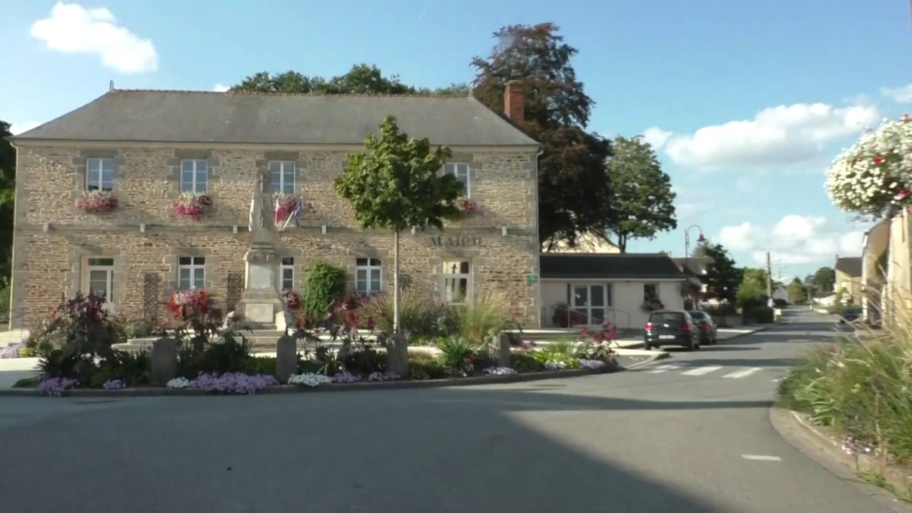 Driving From 56490 Mohon To 22110 Rostrenen, Brittany, France 31st August 2018