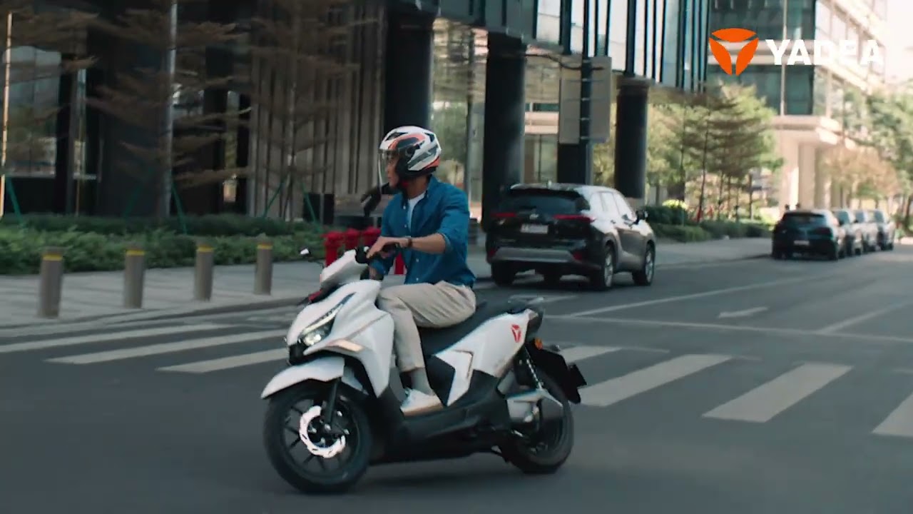 Yadea Velax | SMART RIDE RELAXED TRIP