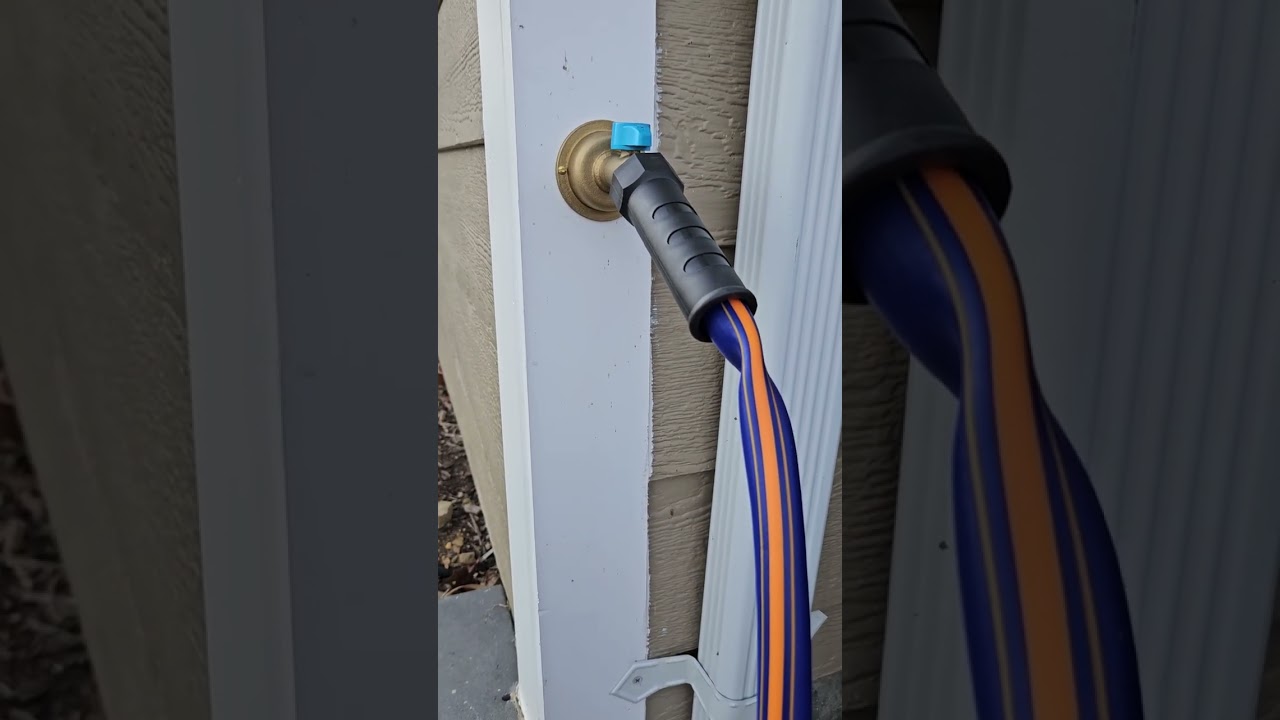 Rain barrel system with pump 