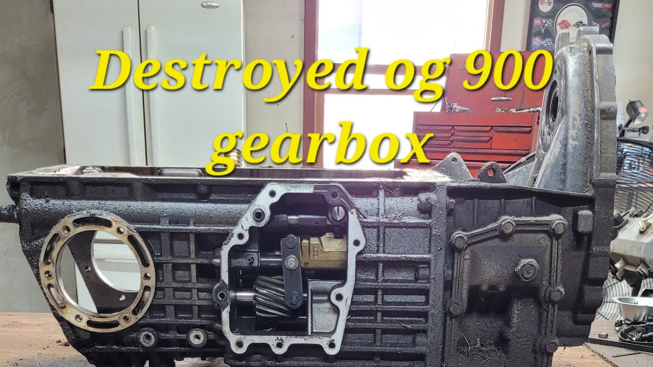 Deep dive into the og Saab 900 turbo manual gearbox.