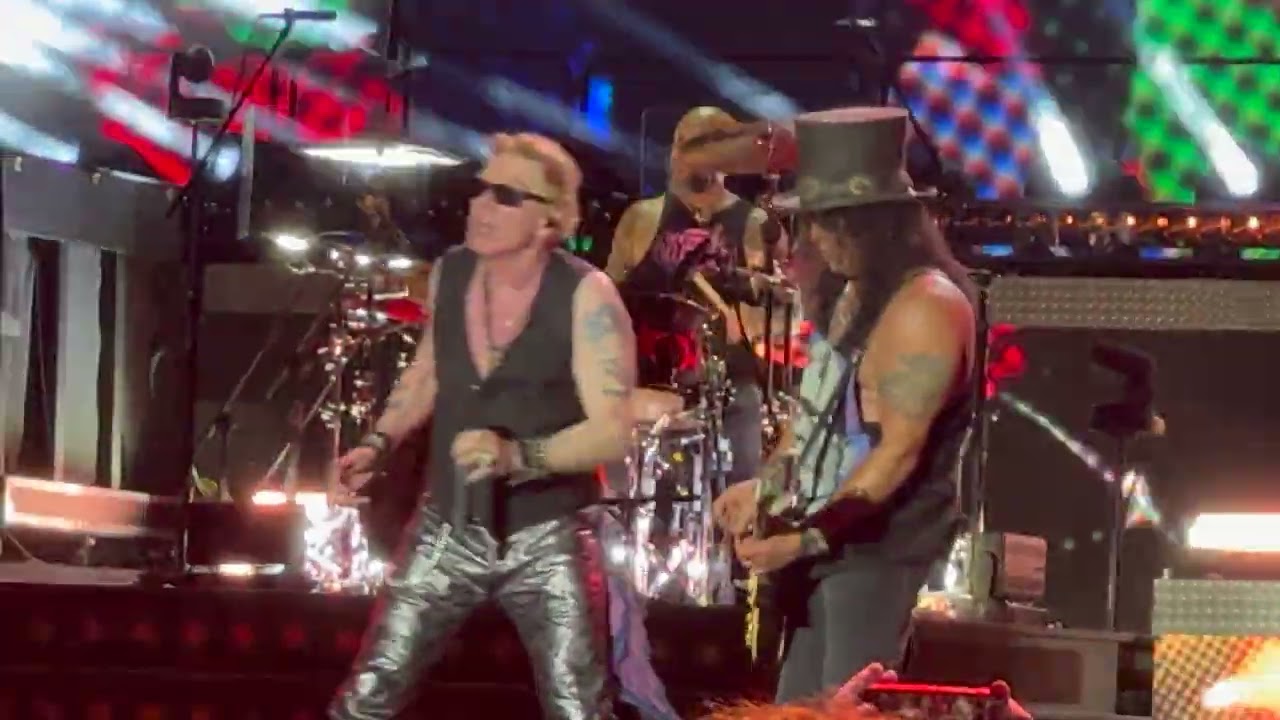 Guns N' Roses' Electrifying Sweet Child O’ Mine in Hershey, PA