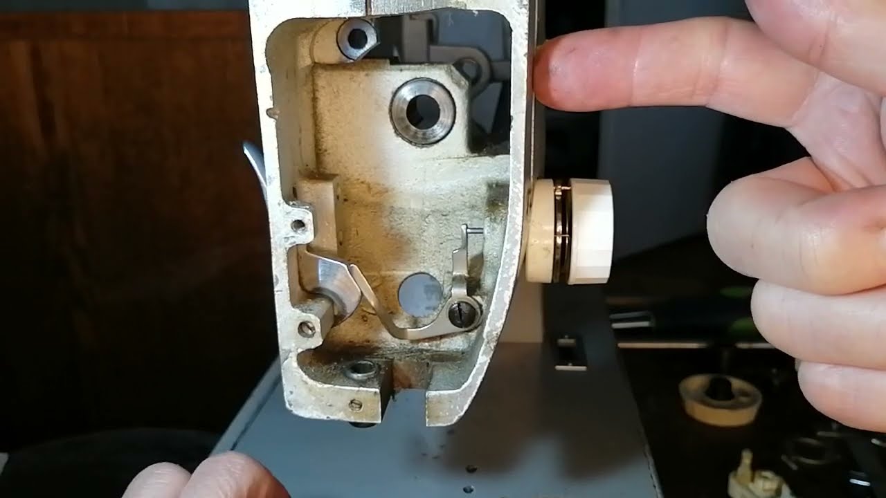 Veritas 8014/35 Почему тарелочки не освобождают верхнюю нить.Видео № 43