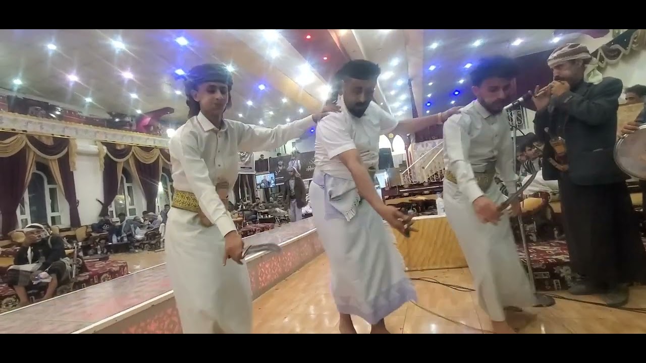 اجمل رقص شعبي جميل العنسي &وفرقته احلي نغم مزمار المبدع  &سعدطامع () وفرقته نرجوان ينال اعجابكم