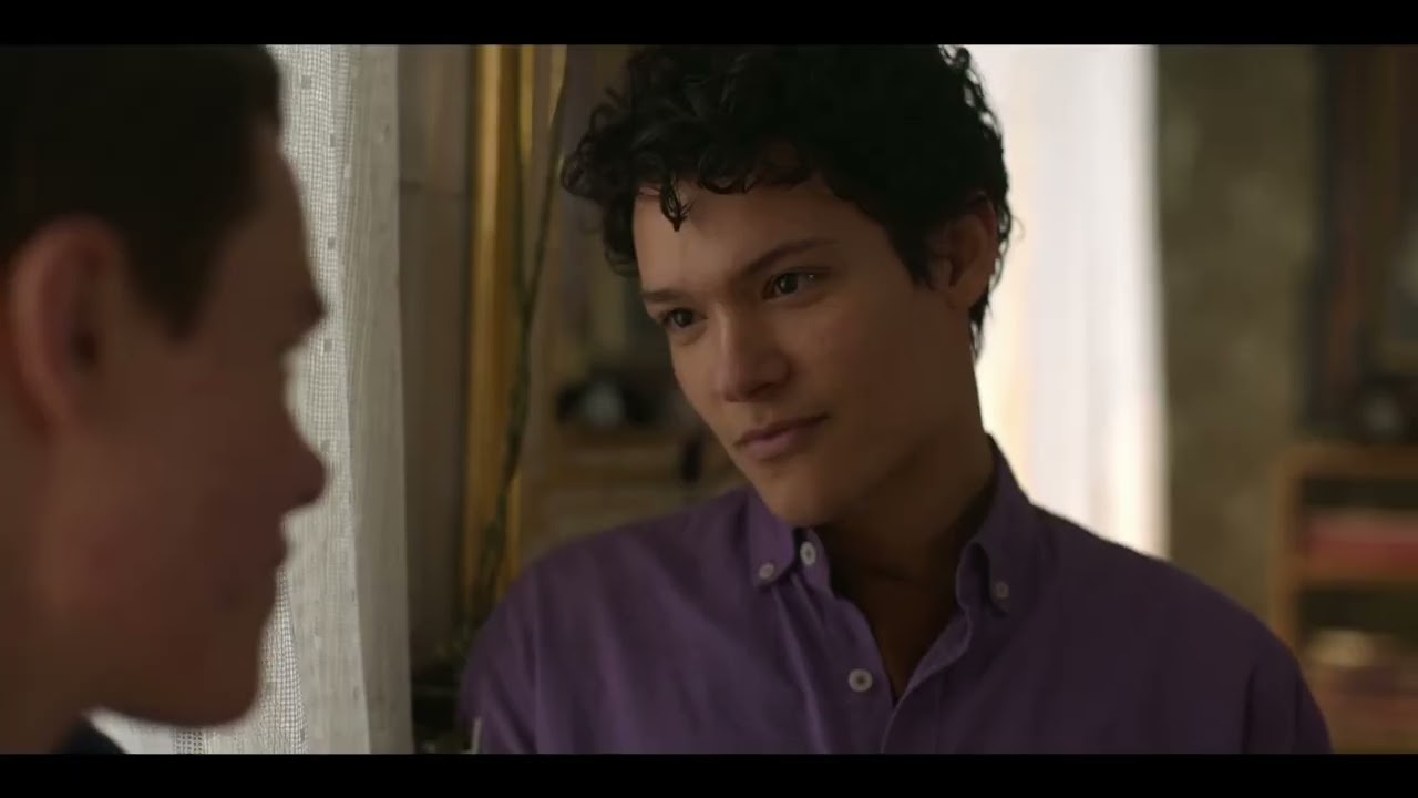 Wille shows Simon his room - Young Royals Season 3