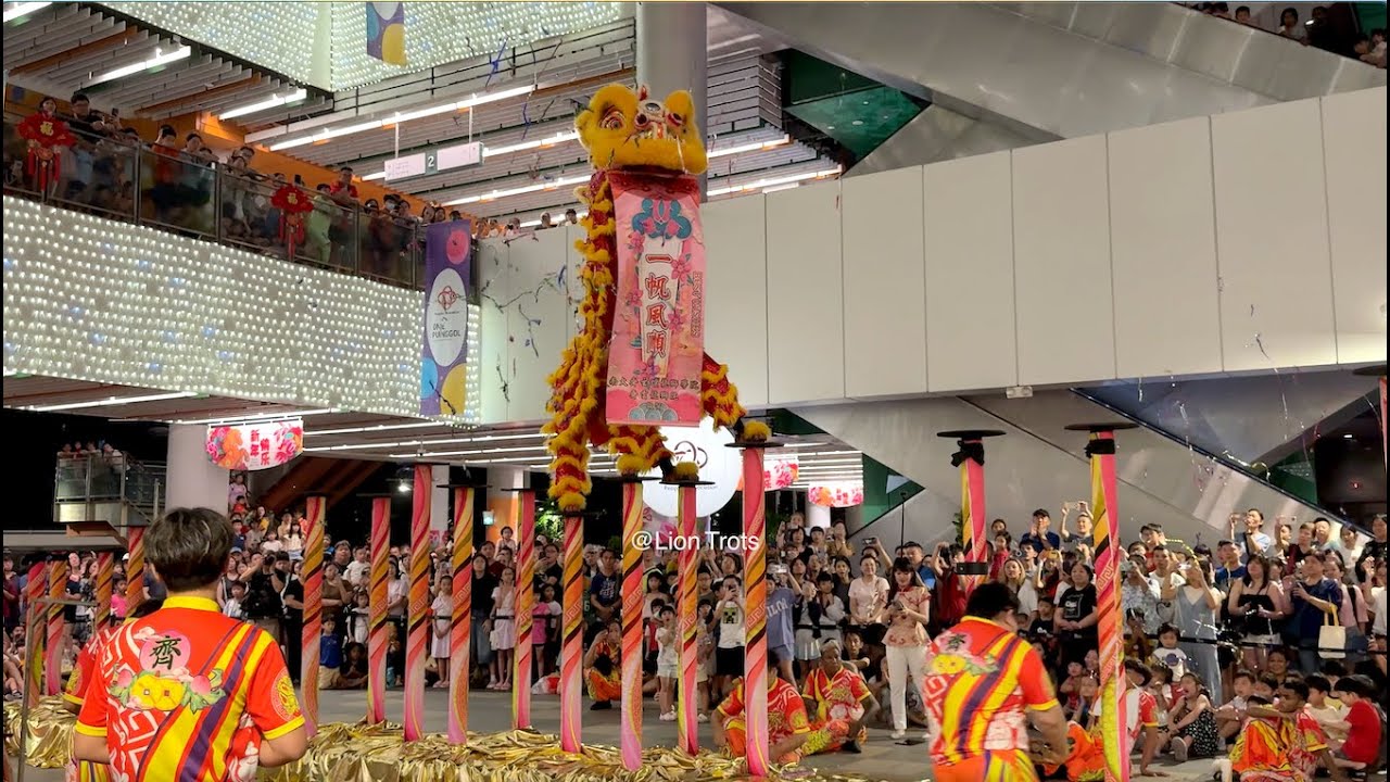 [4K] One Punggol CNY Celebrations - High Pole Lion Dance, Dragon Dance on 17 Jan 2026