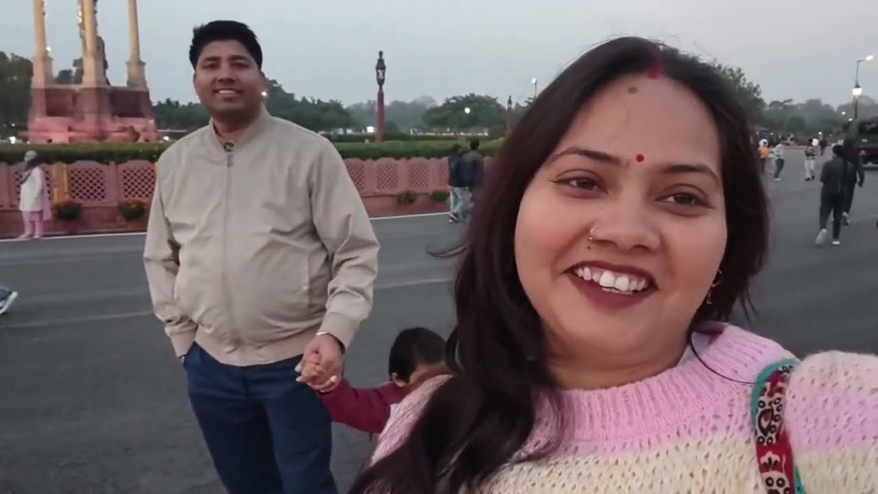 India gate delhi ki shan , familyke sath ghoomne jaroor jaye || 👌❤️ 