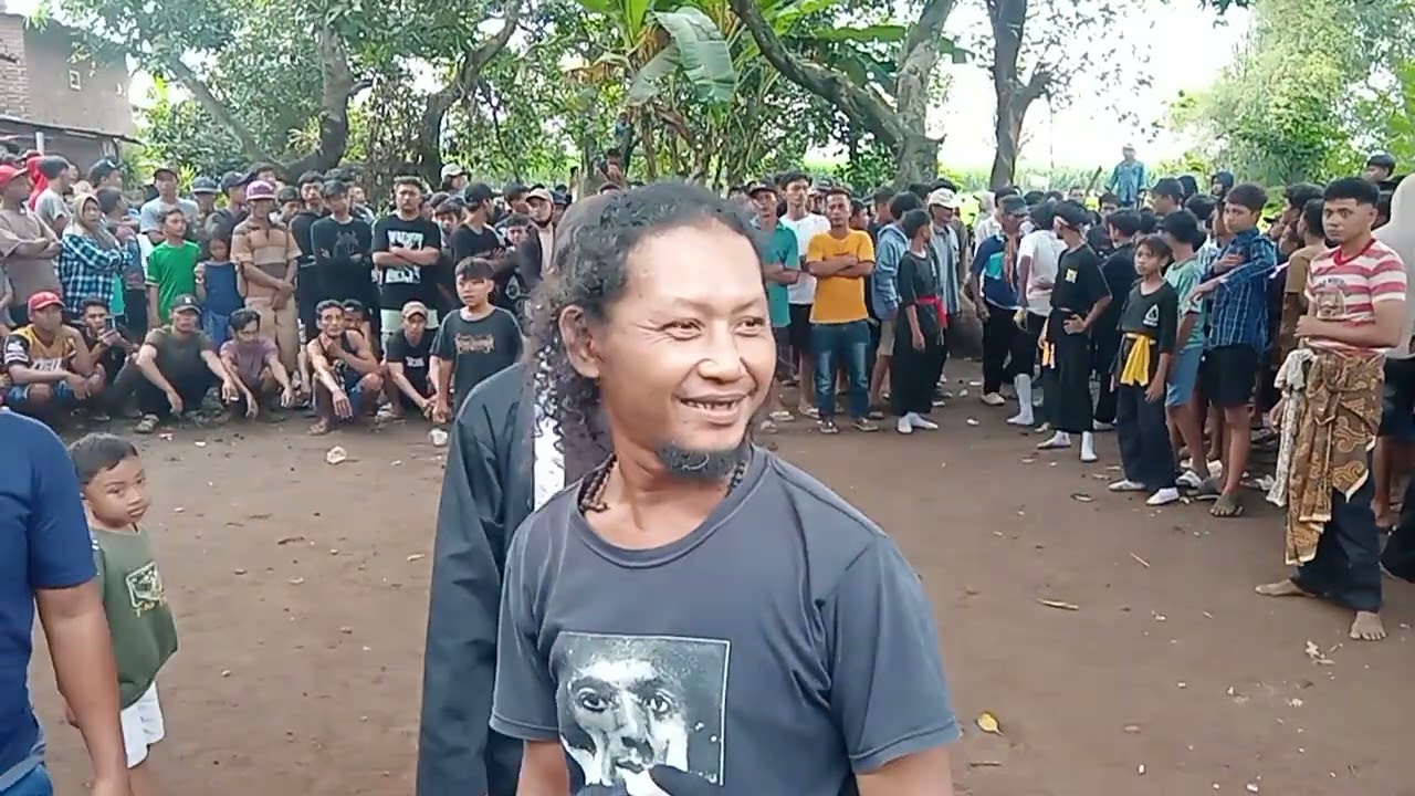 Kalapan Bantengan Ki Ageng macan putih Trowulan mojokerto