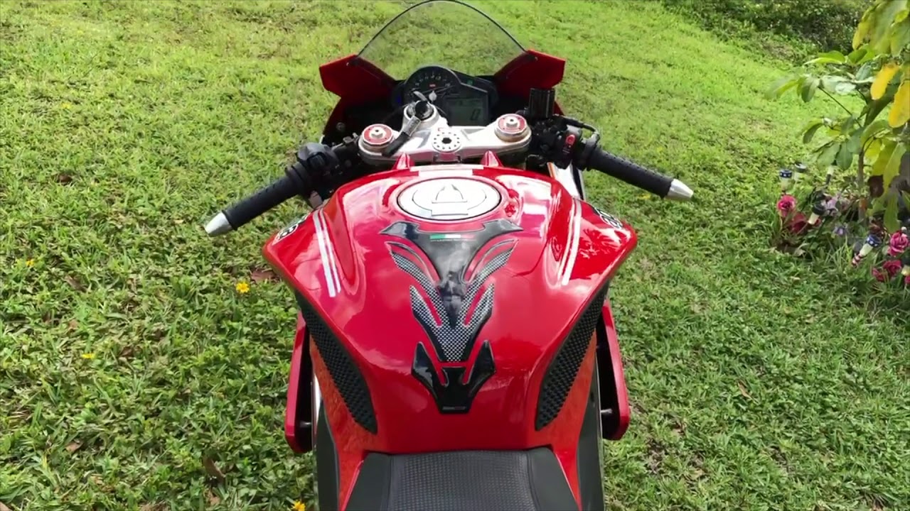 2015 APRILIA RSV4 R