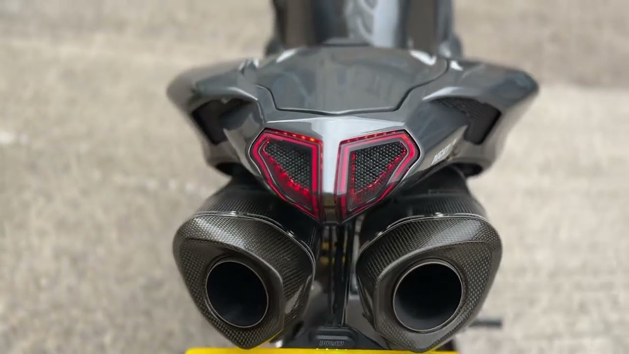 Ducati 848 Senna replica walk around and sound