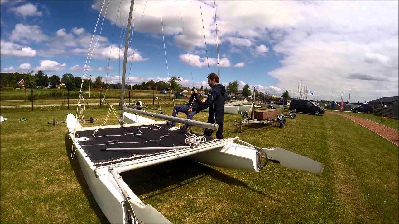 Herstel en opbouw Prindle 18 catamaran 